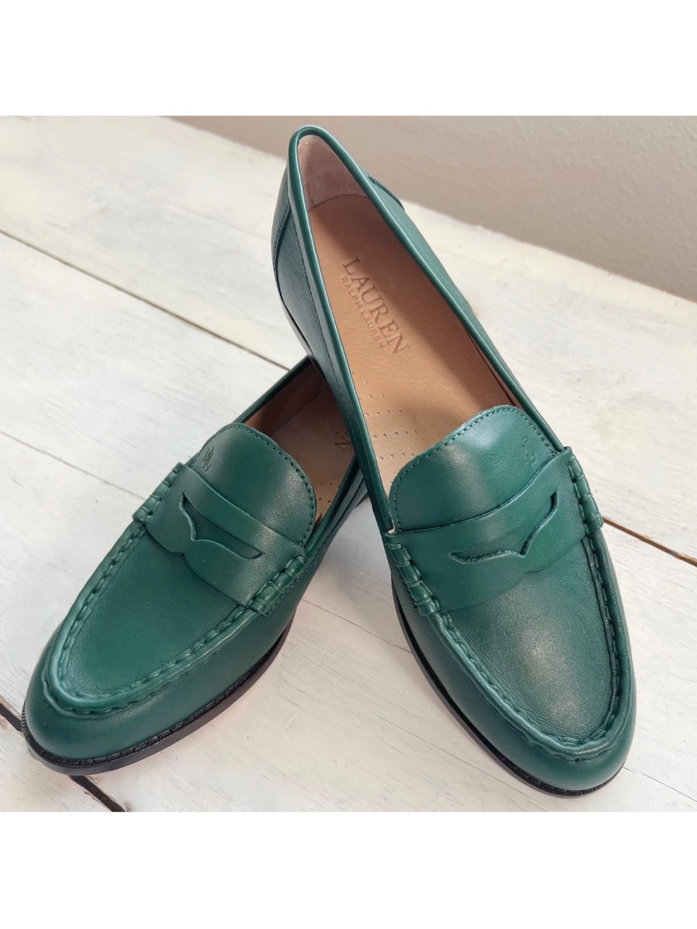 Ralph Lauren Wynnie Leather Women's Penny Loafer Shoe Sz 9 Season Green Holiday - Picture 12 of 15